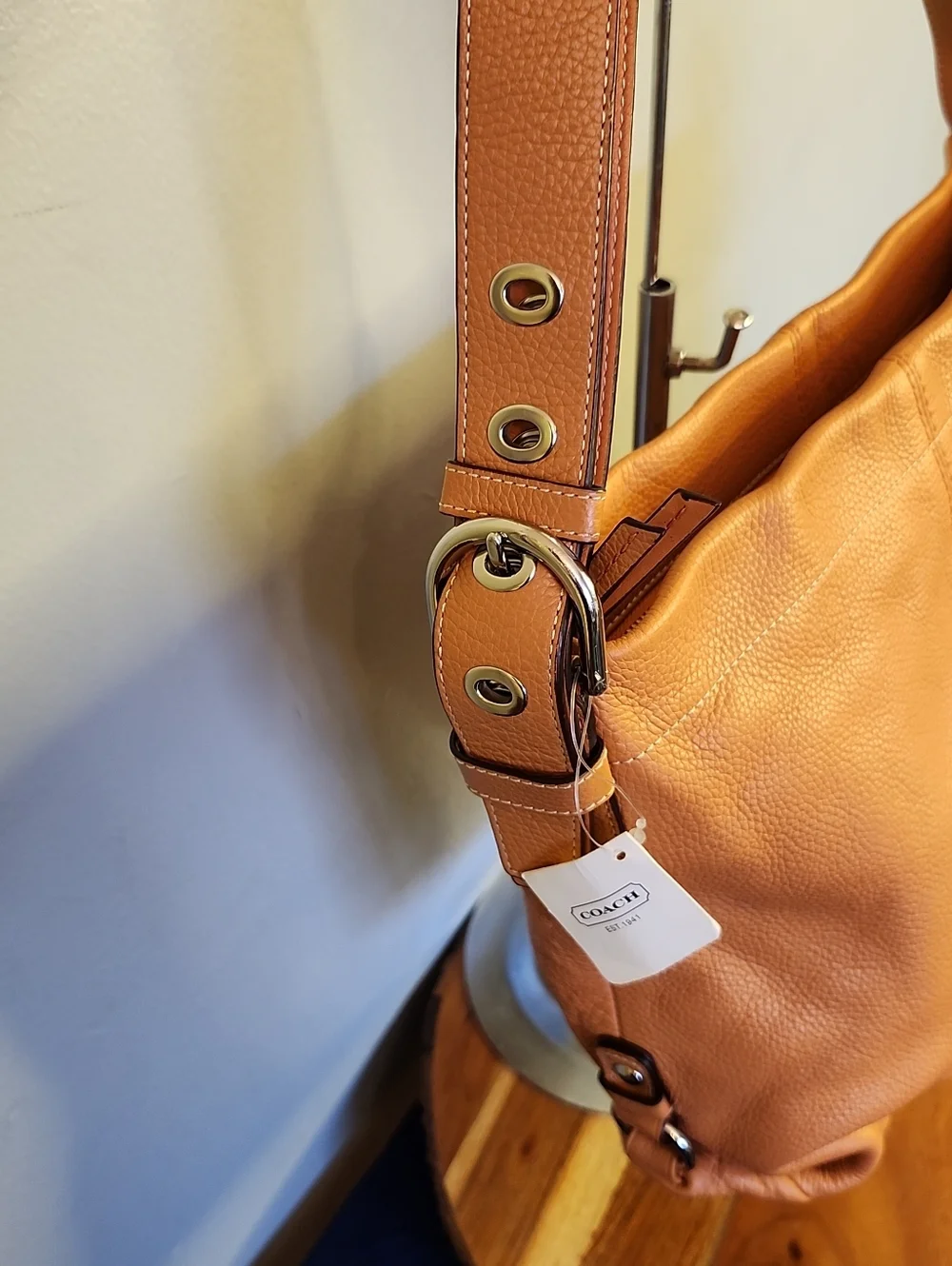 Coach Leather Covertible Duffle Bag In Tangerine NWT $358 Has Some Small Marks